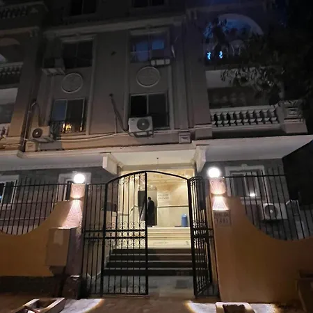 Marfida - غرف بحمامات خاصة قرب Msa وميدان الحصري Apartment 6th of October City Room photo